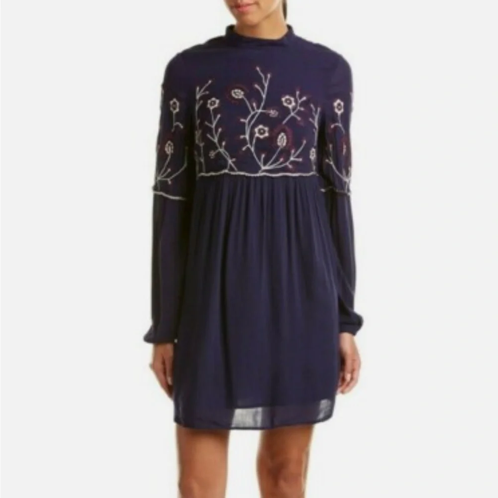 Parker Elegant Navy Blue Embroidered Dress - Picture 3 of 5